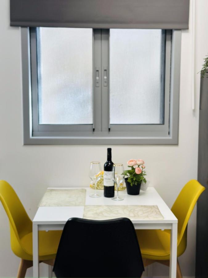 Amazing 2Rooms Apt In Bat Yam - Step By The Beach Екстериор снимка